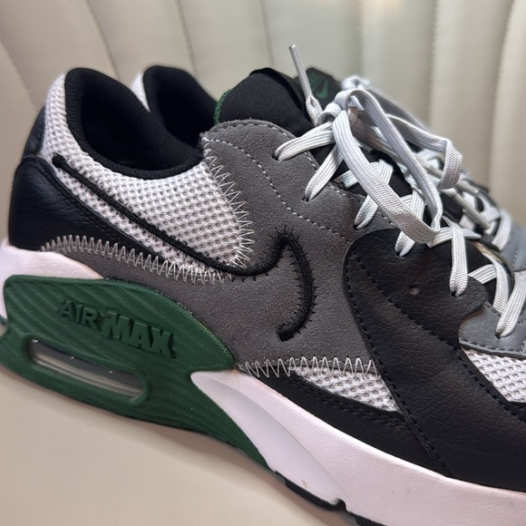 Nike Air Max Excee - Men's Size 10 (Black, Grey, Green & White) - Picture 5 of 16